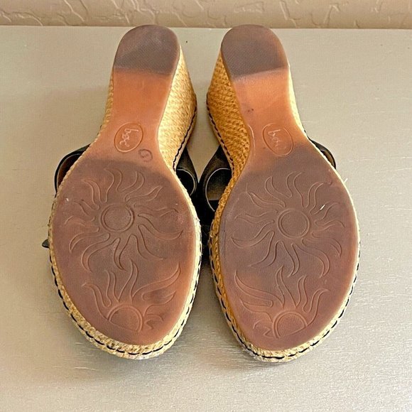 Born Concept BOC 6 Black Leather Flower Platform Wedge Thong Sandals - Picture 12 of 12